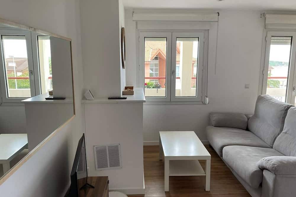 Entire apartment, ¡Duplex con terraza en Mogro! in Mogro, Miengo