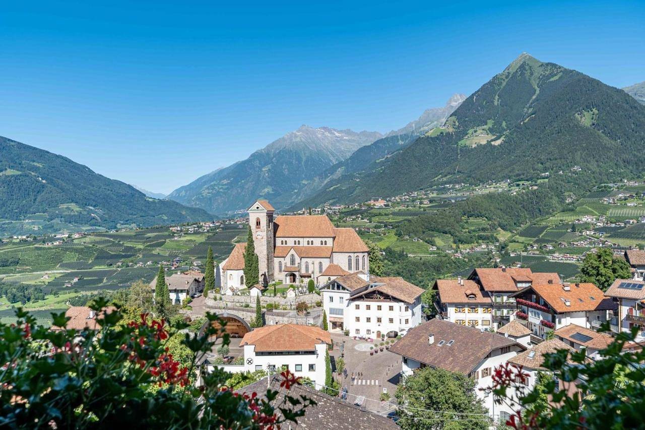 Apartment with Mountain View in Schenna, Sarntaler Alpen