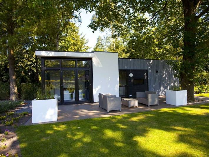 Chalet voor 4 personen, met Terras en Tuin in Arnhem