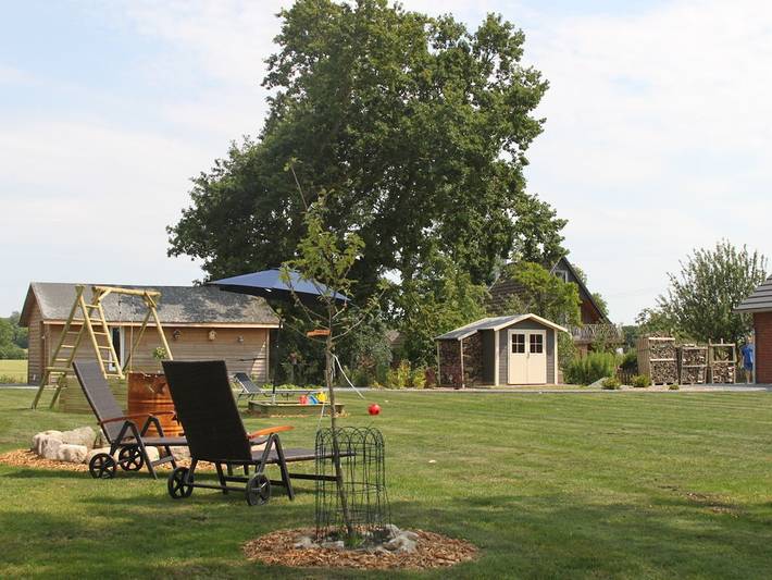 Ferienhaus für 4 Personen, mit Terrasse und Garten sowie Sauna in Esgrus - 2