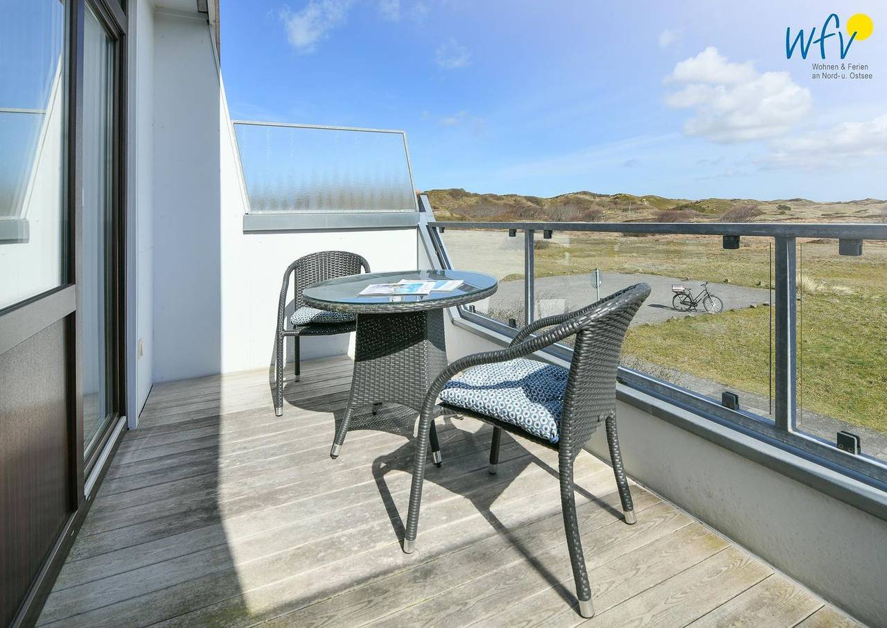 Ganze Wohnung, Ferienwohnung auf Langeoog mit Balkon, Sauna und Strandkorb in Langeoog