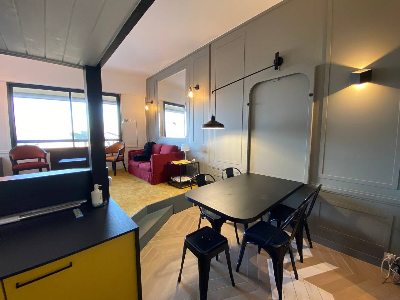 Entire studio, Arcachon: duplex studio beachside, city center, Wi-Fi, parking in Arcachon, Arcachon region