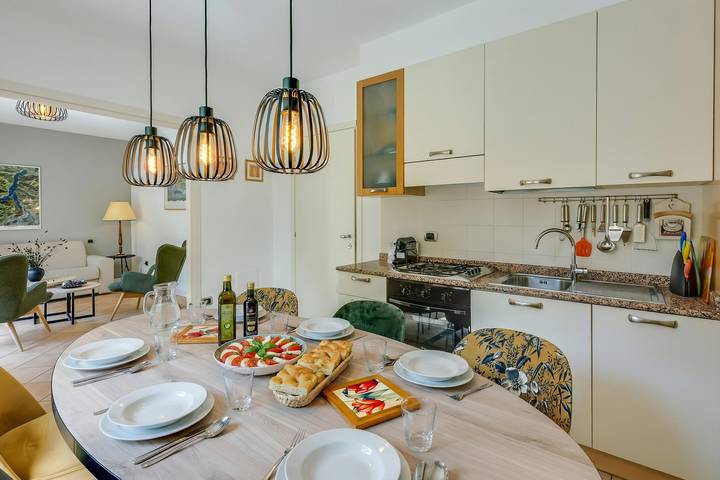 Gîte pour 6 personnes, avec Terrasse et Vue sur le lac dans Porlezza - 3
