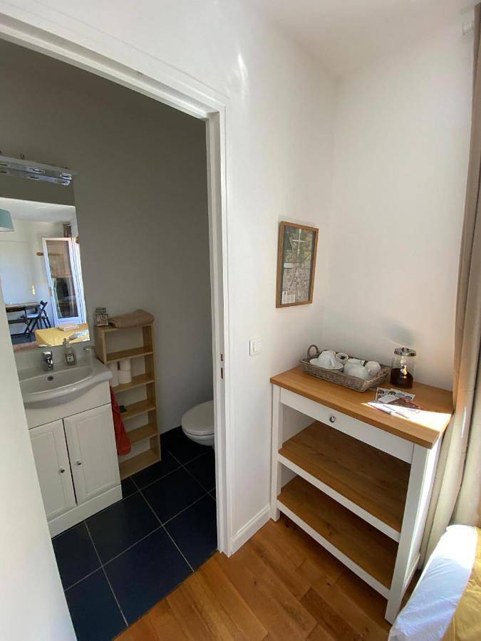 Gîte pour 3 personnes, avec terrasse, animaux acceptés à Saint-Cyr-l'École - 3