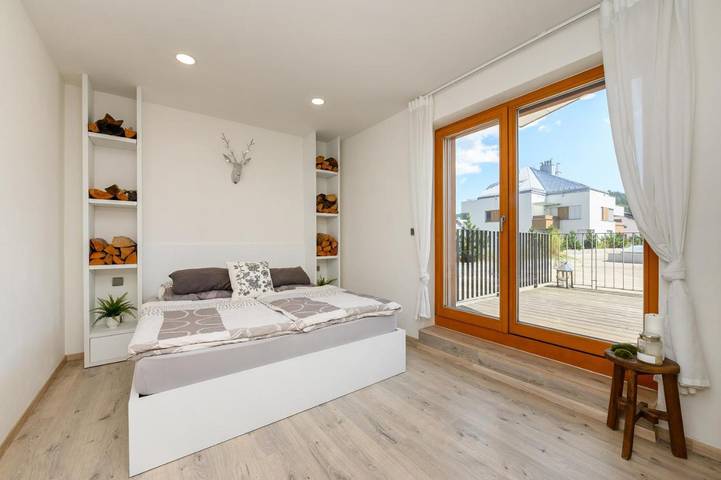 Vakantieappartement voor 6 personen, with terras and sauna as well as zwembad and uitzicht, met huisdier in Pilsen Regio