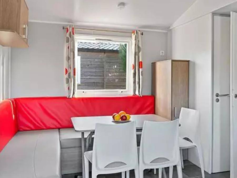 Hu Altomincio village - Mobilhome 8 personnes - Classic | 3 Ch. | 6/8 Pers. | Terrasse surélevée | Clim. in Valeggio sul Mincio, Province de Vérone