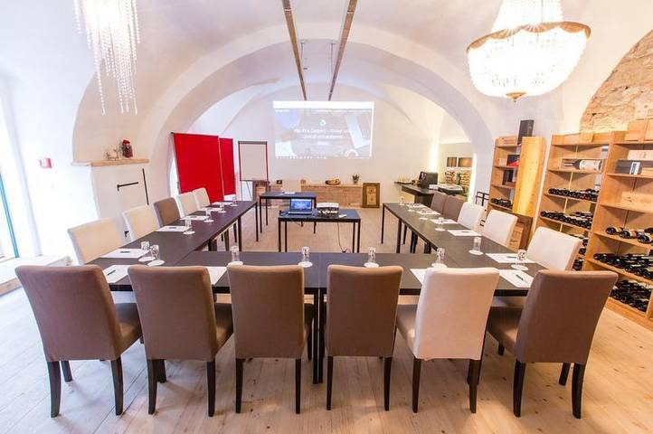 Hotel per 3 persone con balcone/terrazza in Gumpoldskirchen, Bezirk Mödling