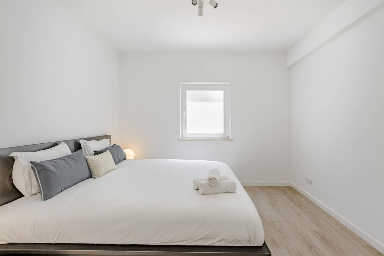 Villa para 10 pessoas com jardim in Aroeira, Charneca de Caparica e Sobreda