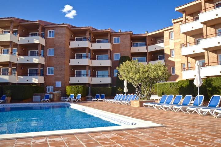 Gîte pour 8 personnes, avec piscine et balcon à El Vendrell - 4