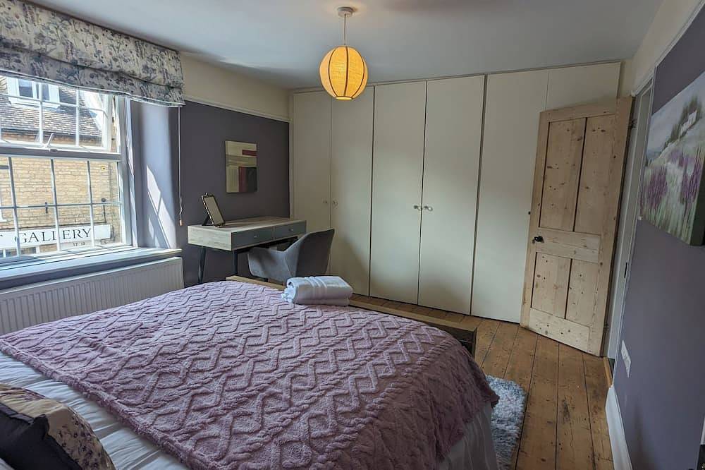 Cosy 17th Century Cotswold Cottage 3Br Chipping Norton. Family and pet friendly! in Chipping Norton, Oxfordshire