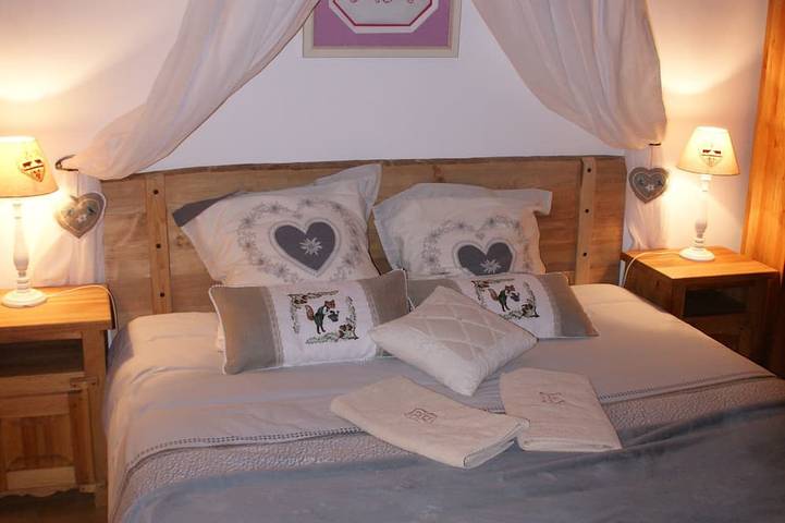 Gîte pour 18 personnes, avec jardin à Ugine - 3