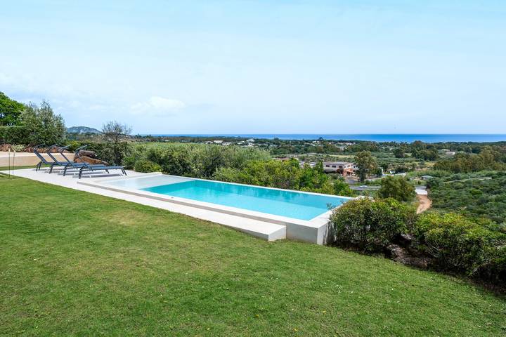 Ferienhaus für 6 Personen, mit Whirlpool und Garten