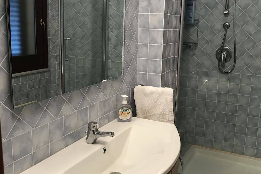 Campulongu, Villa mit Panoramapool 350 Meter vom Meer entfernt in Villasimius, Cagliari Provinz