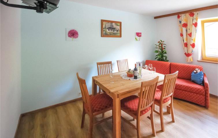 Ganze Ferienwohnung, Gemütliche 2-Zimmer-Wohnung mit Terrasse, in der Nähe der Skilifte und des Stadtzentrums in Bramberg am Wildkogel, Pinzgau
