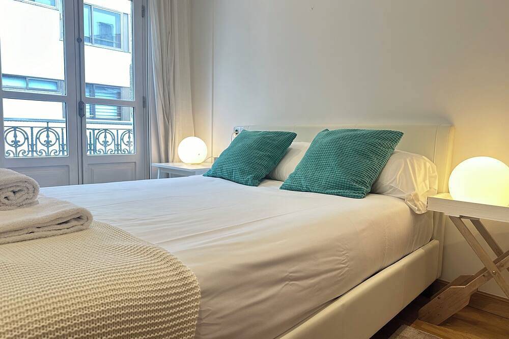Entire apartment, Luxury Centro de Vigo Balcony in Vigo, Rías Baixas