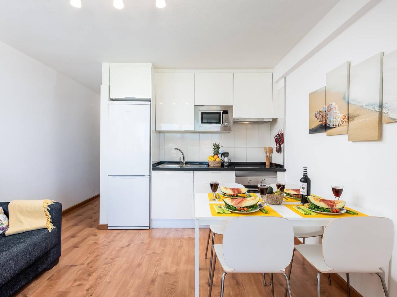 Apartamento vacacional entero, 32. Luminosa vista al mar de Copacabana, free Wifi in San Eugenio Alto, Adeje