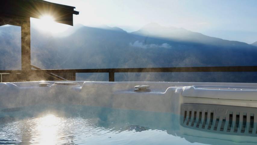 Chalet für 8 Personen, mit Balkon und Whirlpool sowie Garten und Sauna in Trentino-Südtirol - 4