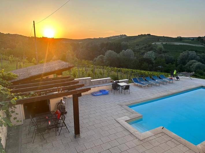 Casa vacanza per 12 persone, con panorama e giardino nonché piscina - 1
