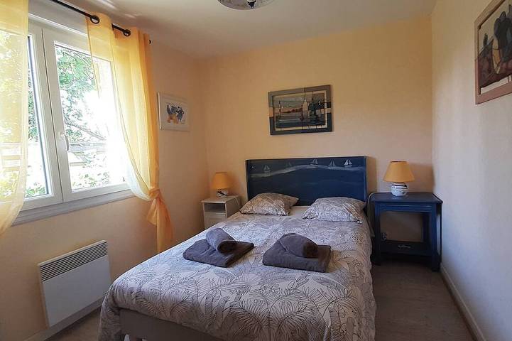 Location de vacances pour 6 personnes, avec jardin et terrasse dans Port de Kérity - 3