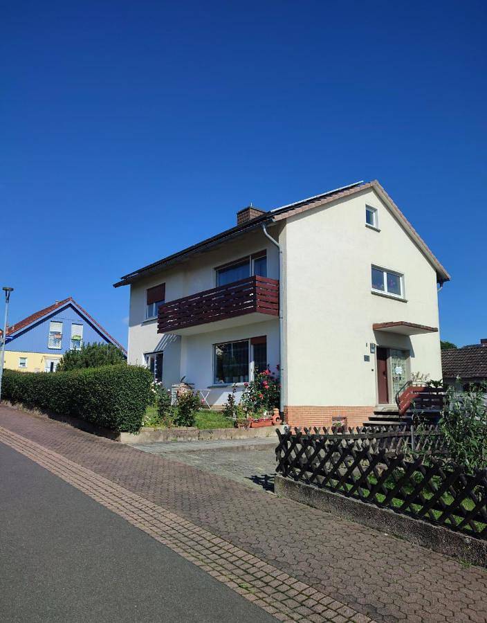 Ferienhaus für 6 Personen, mit Garten und Ausblick sowie Sauna, mit Haustier in Eschwege