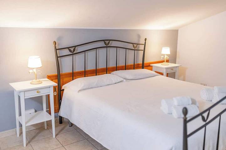 Location de vacances pour 6 personnes, avec jardin et terrasse à Piedimonte Etneo - 3