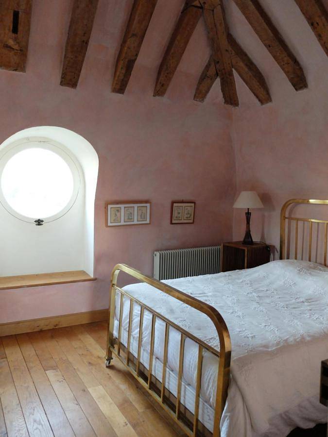 Location de vacances pour 12 personnes, avec vue et piscine ainsi que jardin et vue sur le lac, animaux acceptés à Brinon-sur-Sauldre - 3