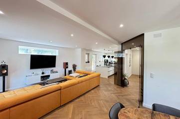 Location de vacances pour 10 personnes, avec piscine et jardin, animaux acceptés à Lampertheim