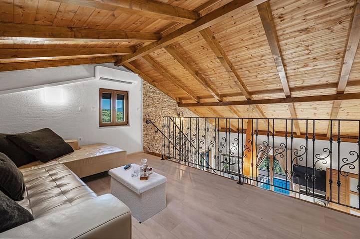 Schönes Haus in Donje Polje in Sibenik, Šibenik-Knin