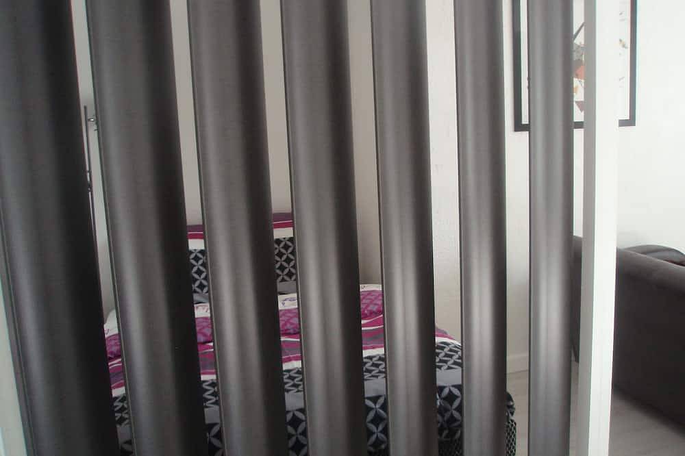 Ganze Wohnung, Pretty apartment T1 bis 31 m2 located at the port of Vannes for 2 persons in Vannes, Côte des Mégalithes