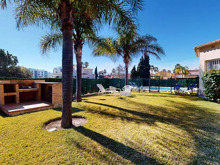Chalet para 5 personas, con jardín en Oliva