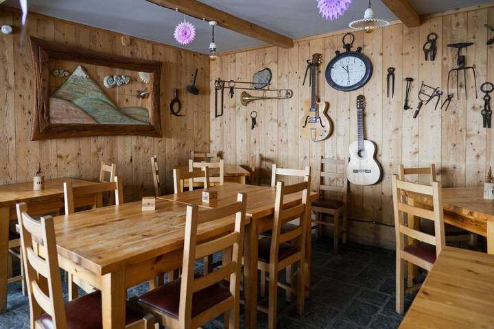 Chambre d’hôte pour 3 personnes, avec piscine ainsi que jardin et vue, animaux acceptés dans Vallée d'Aoste - 2