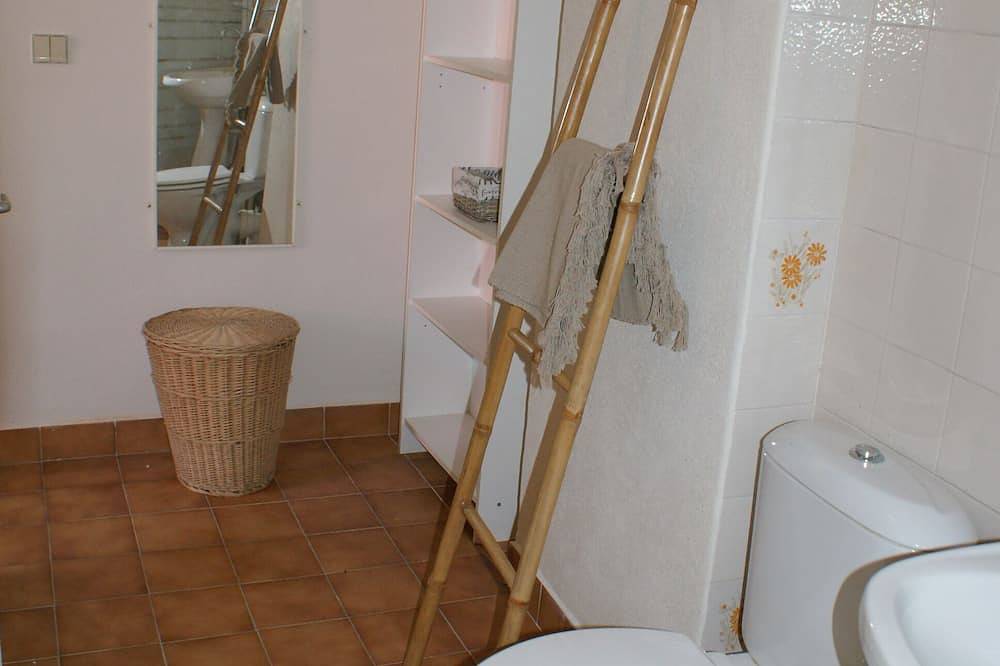 Appartamento intero, Piano terra dell'incantevole centro T2 Cargèse in Cargese, Parco naturale regionale della Corsica