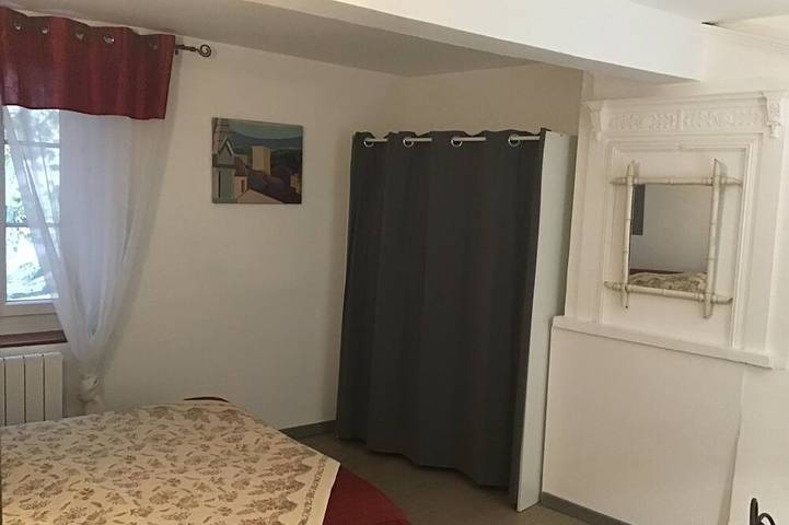 Location de vacances pour 4 personnes, avec jacuzzi et balcon à Villeneuve-Minervois - 2