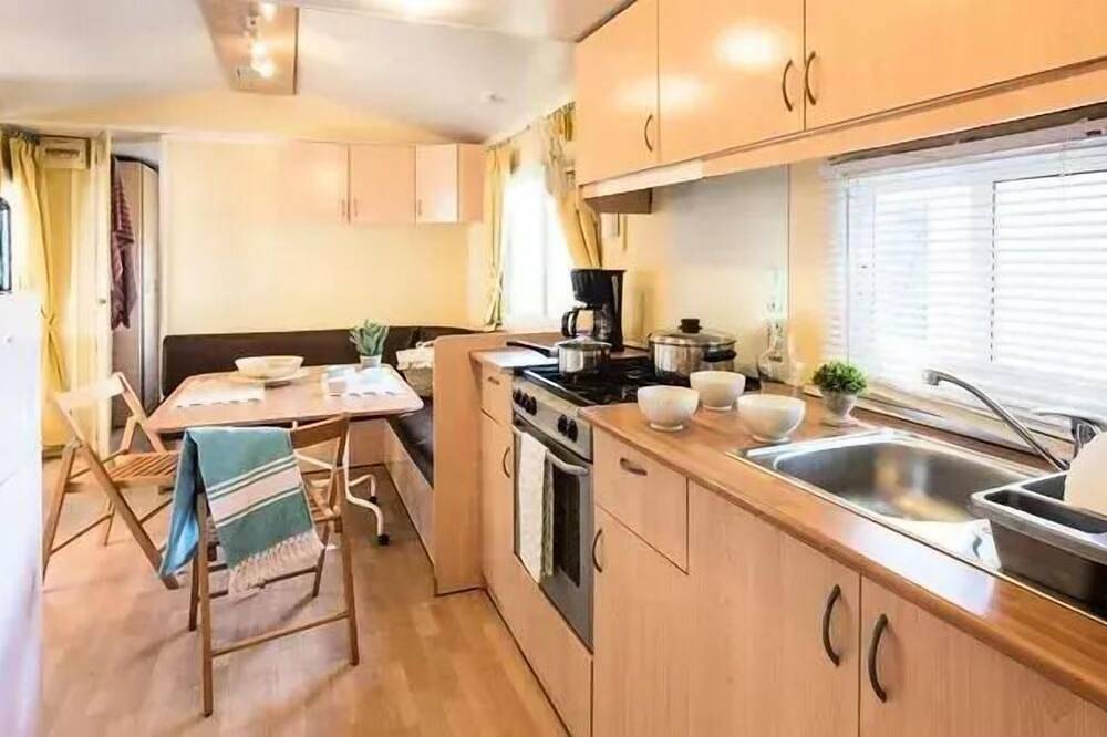 Camping pour 4 Personnes dans La Londe-les-Maures, Région de Toulon