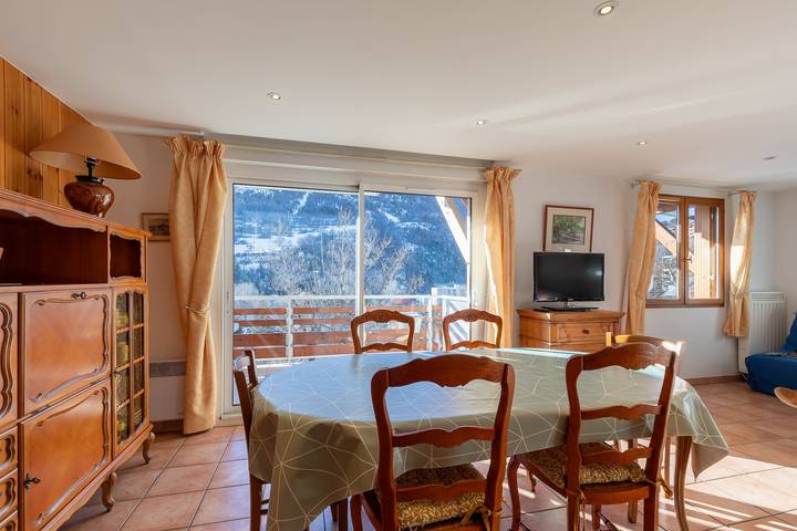 Ganze Wohnung, Ferienwohnung für 8 Personen mit Balkon in Briançon, Serre Chevalier