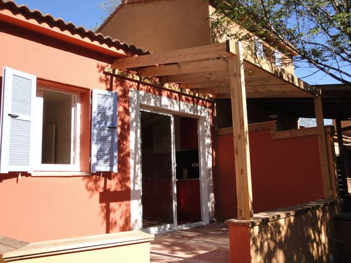 Ferienhaus für 2 Personen, mit Garten und Pool