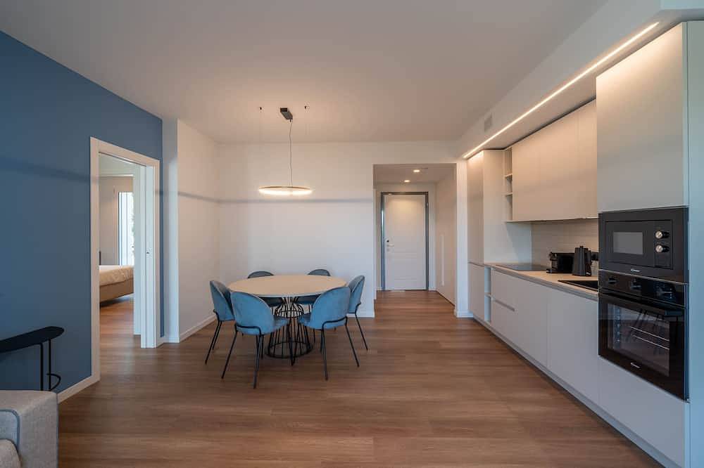Villa Silvia - \"Light Blue\" Flat in San Felice del Benaco, Prealpi Gardesane