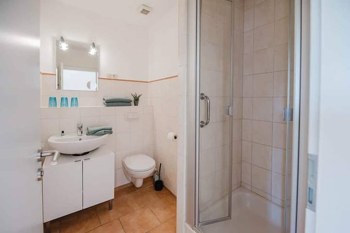 Ganze Wohnung, Landhaus Ferienwohnung 3 - Bauernhof Hopp Vadersdorf in Westfehmarn, Fehmarn