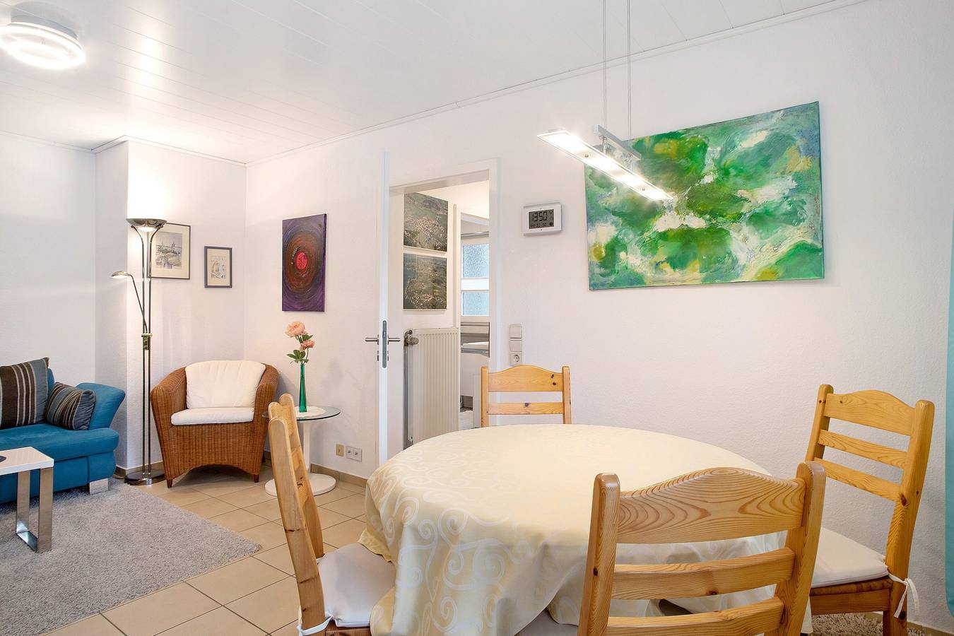 Ganze Wohnung, Ferienwohnung 'Haus Loser' mit Privatterrasse, Gemeinschaftsgarten und Wlan in Wasserburg (Bodensee), Bayerisch Schwaben