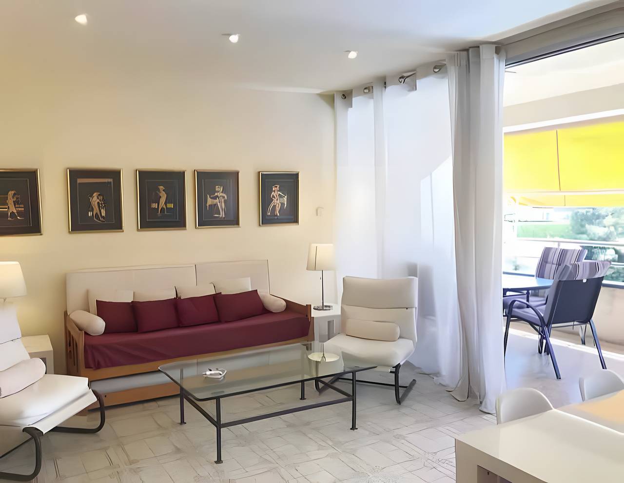 Entire apartment, Apartment 'Francás' with Shared Pool, Private Terrace and Wi-Fi in el Vendrell, Costa Dorada