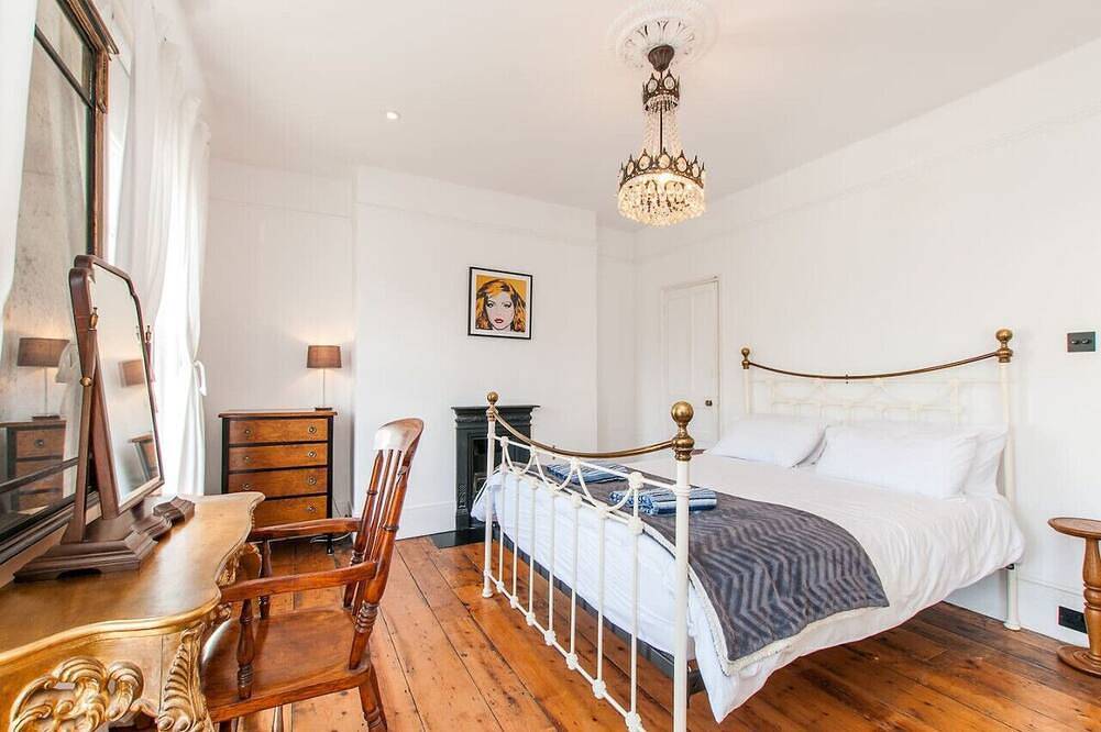 Ganze Wohnung, Spacious Georgian Townhouse by the Beach & Harbour in Ramsgate, Kent