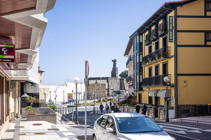 Appartamento intero, Izar apartment in Gaztetape hondartza (Getaria), Getaria