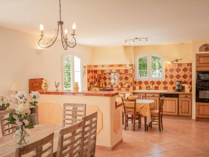 Provencal villa with private pool, near Cotignac in Cotignac, Región Brignoles