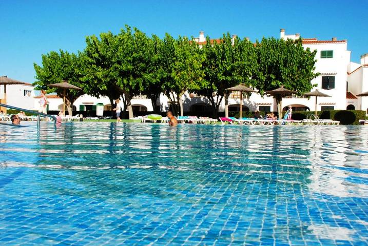 Location de vacances pour 2 personnes, avec piscine ainsi que jardin et bassin pour enfant à Ciutadella - 4