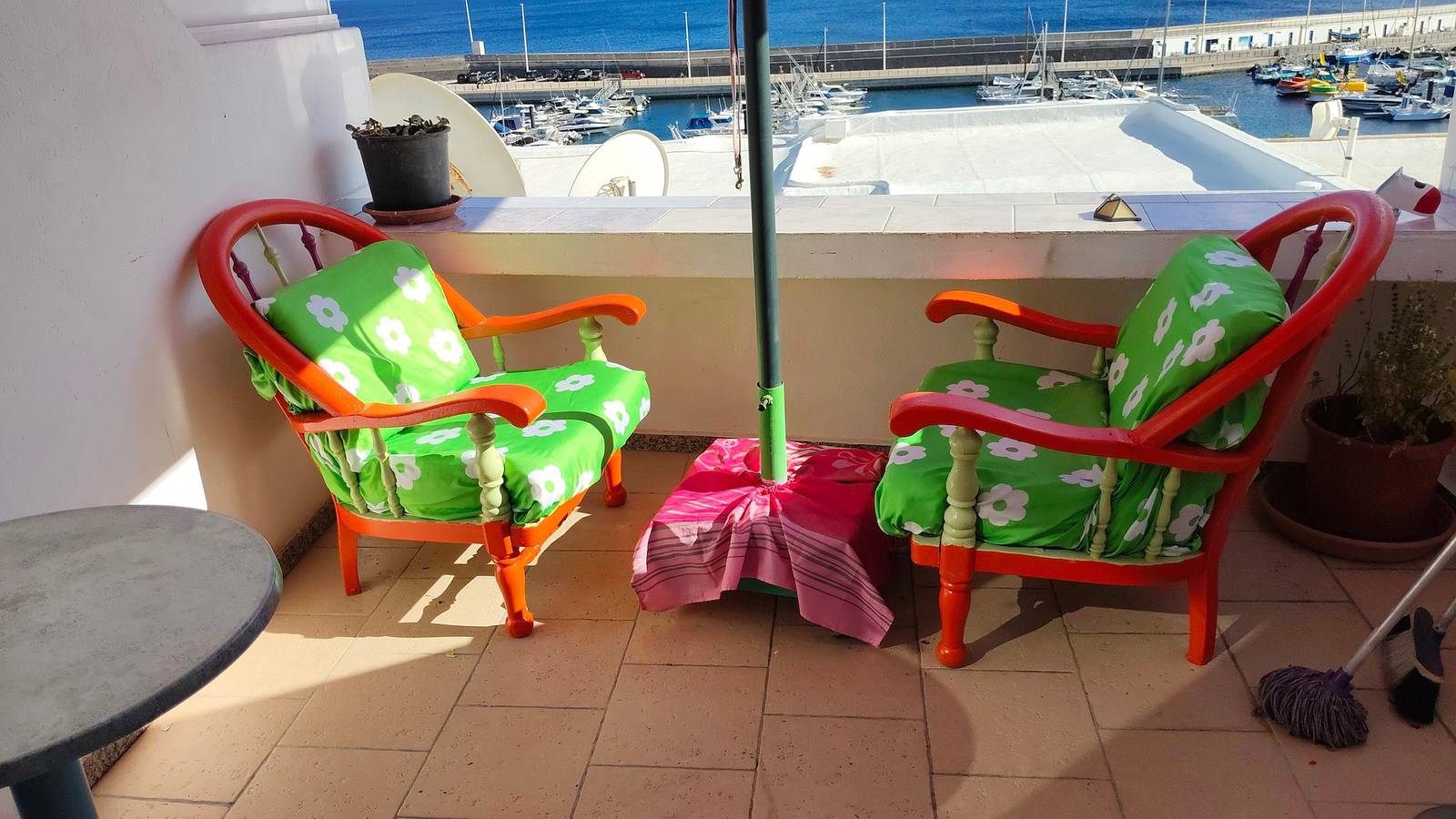 Casa 'Lindas Vistas' con vistas al mar, terraza privada y Wi-Fi in Puerto del Carmen, Tías