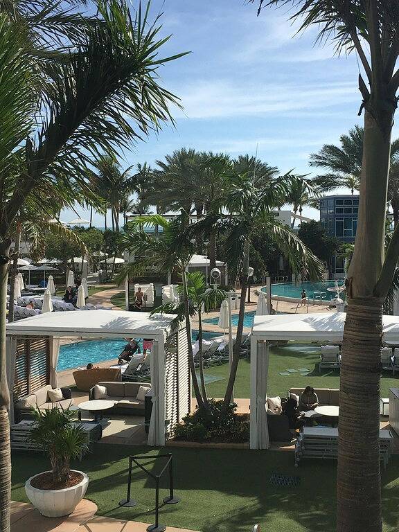 Bis zu 30% Rabatt auf die wunderschöne Suite mit eigenem Balkon in Miami Beach in Miami Beach, Florida