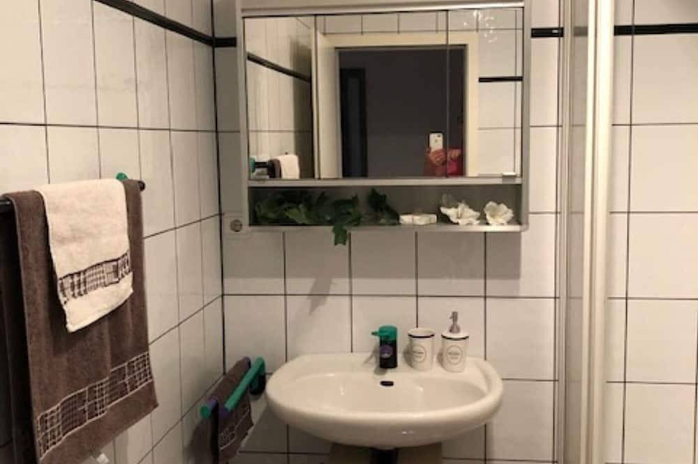 Ganze Wohnung, Ferienwohnung Leichlingen für 1 - 2 Personen mit 1 Schlafzimmer - Ferienwohnung in Leichlingen, Rheinisch-Bergischer Kreis