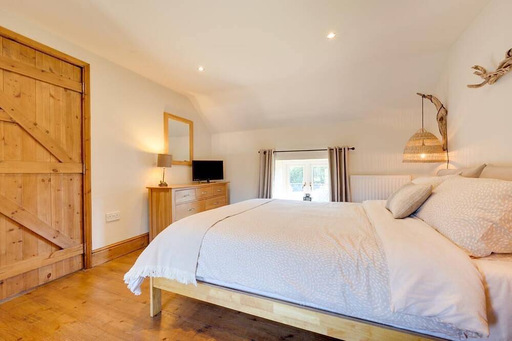 2 Bed in Reynoldston (oc-hh502) in Scurlage, Swansea region