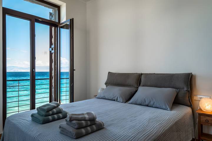 Villa 'Muralis Mare' with Sea View, Wi-Fi and Air Conditioning