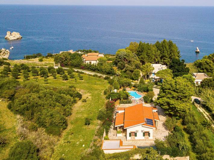 Location de vacances pour 10 personnes, avec jardin et terrasse à Scopello - 3